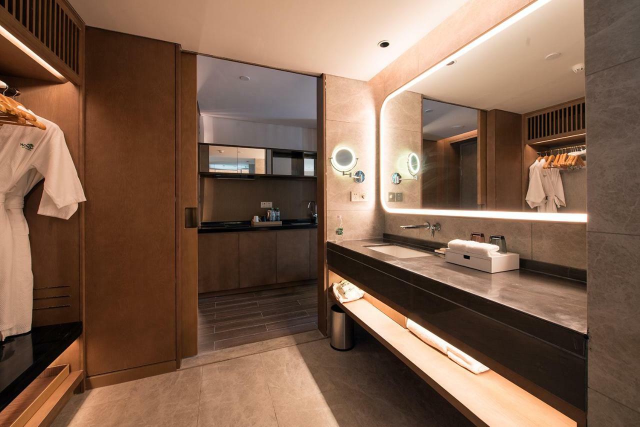 Wingate By Wyndham Hainan Chengmai Exterior foto