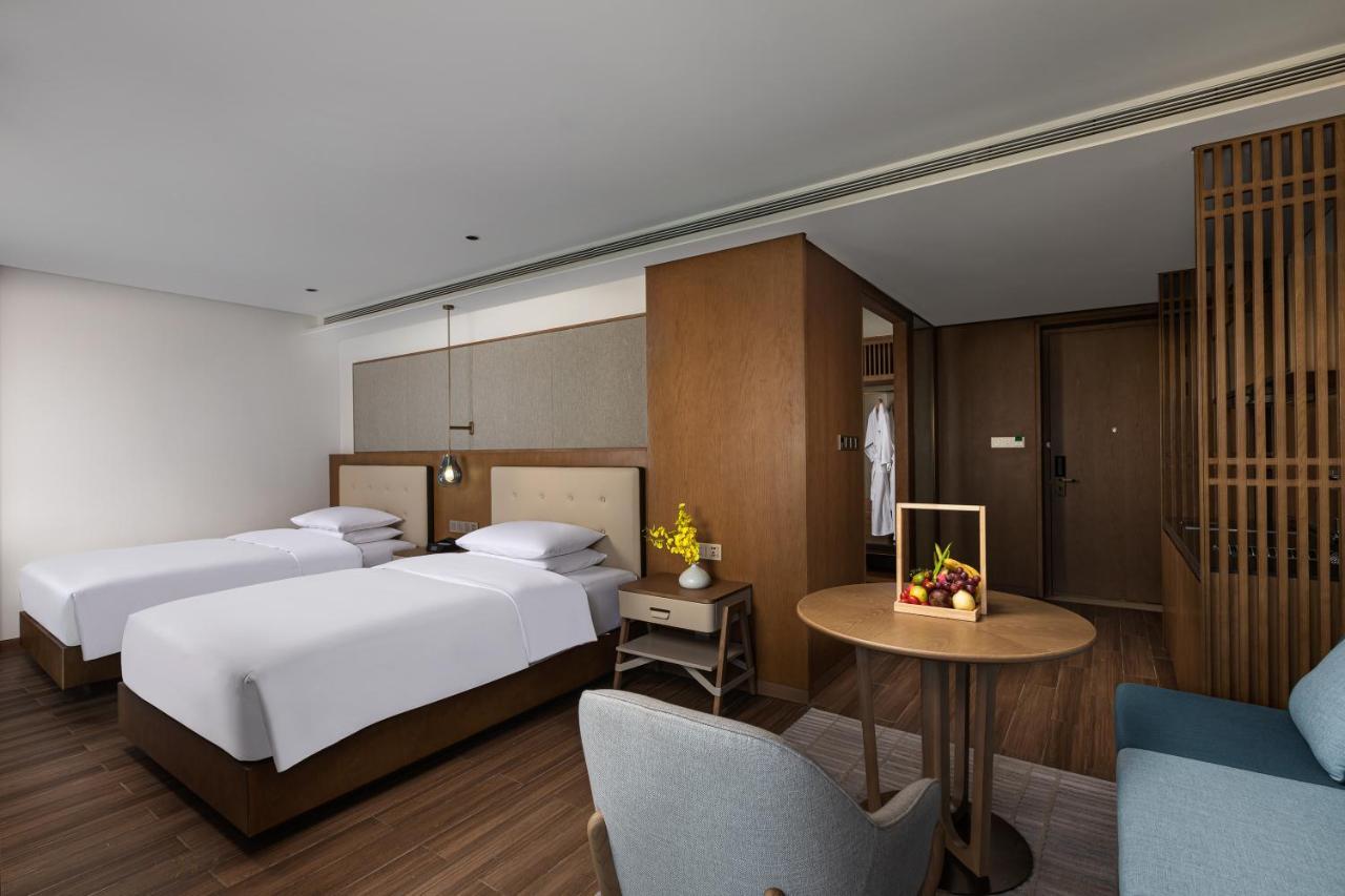 Wingate By Wyndham Hainan Chengmai Exterior foto
